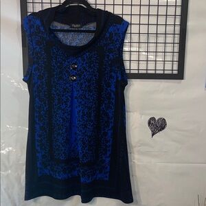 Papillon sleeveless knit tunic top